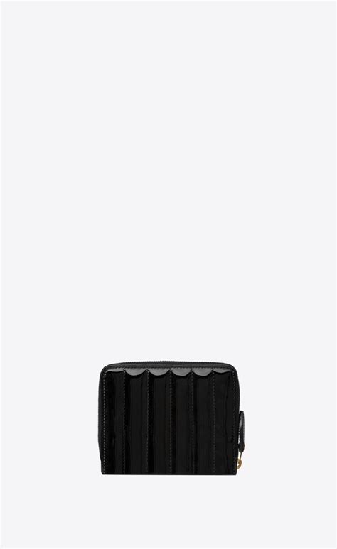 Vicky compact wallet in quilted patent leather 